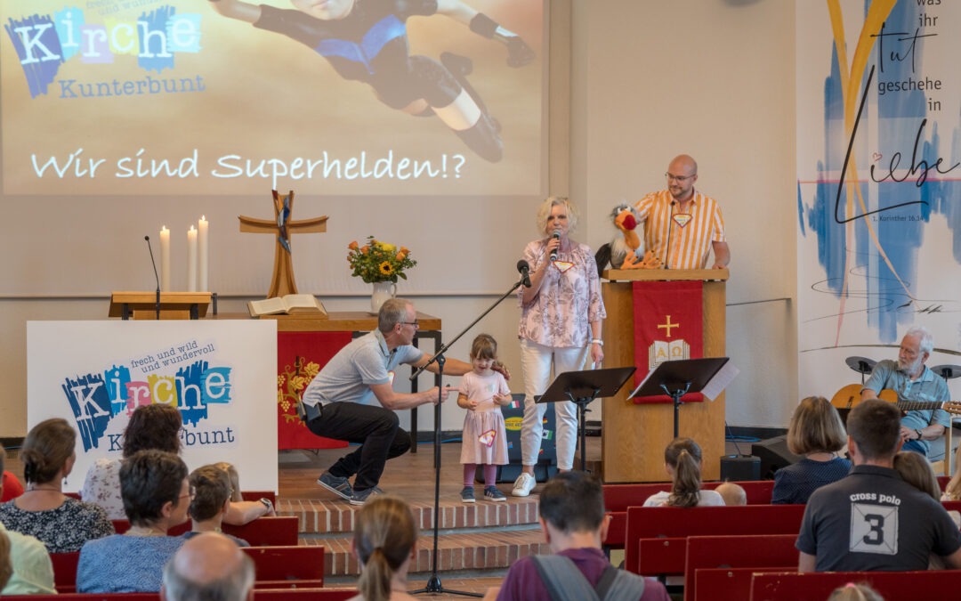 Kunterbunte Superhelden